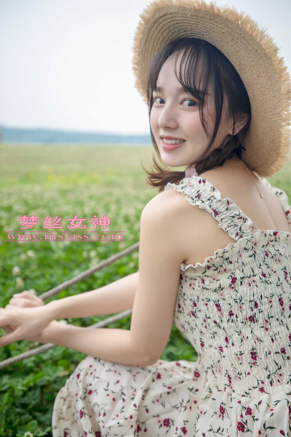 [MSLASS梦丝女神] 2019-05-13 玥玥 田园的萌妹