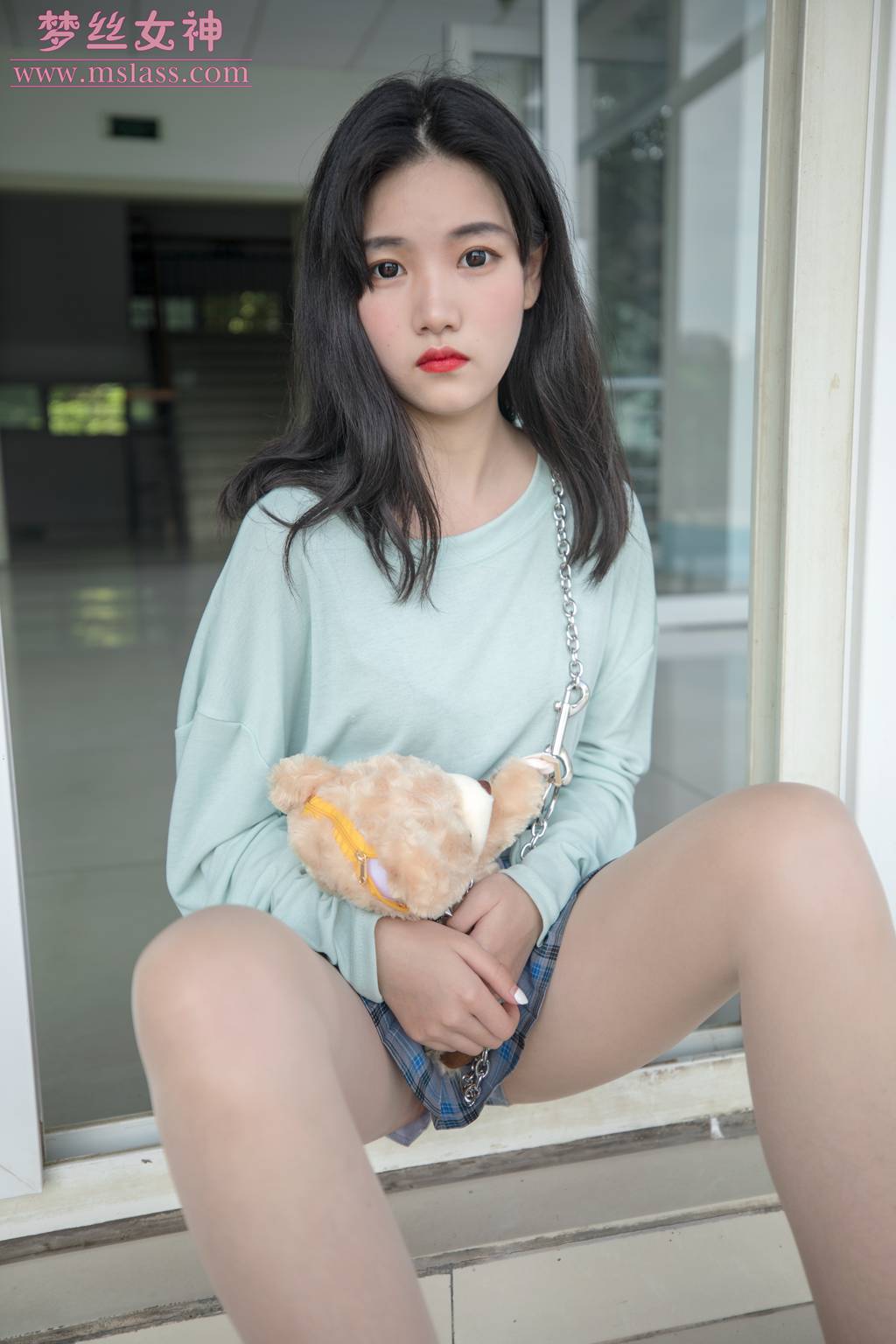 [MSLASS梦丝女神] 2019-06-12 酥酥 恬静的小白鞋丝袜