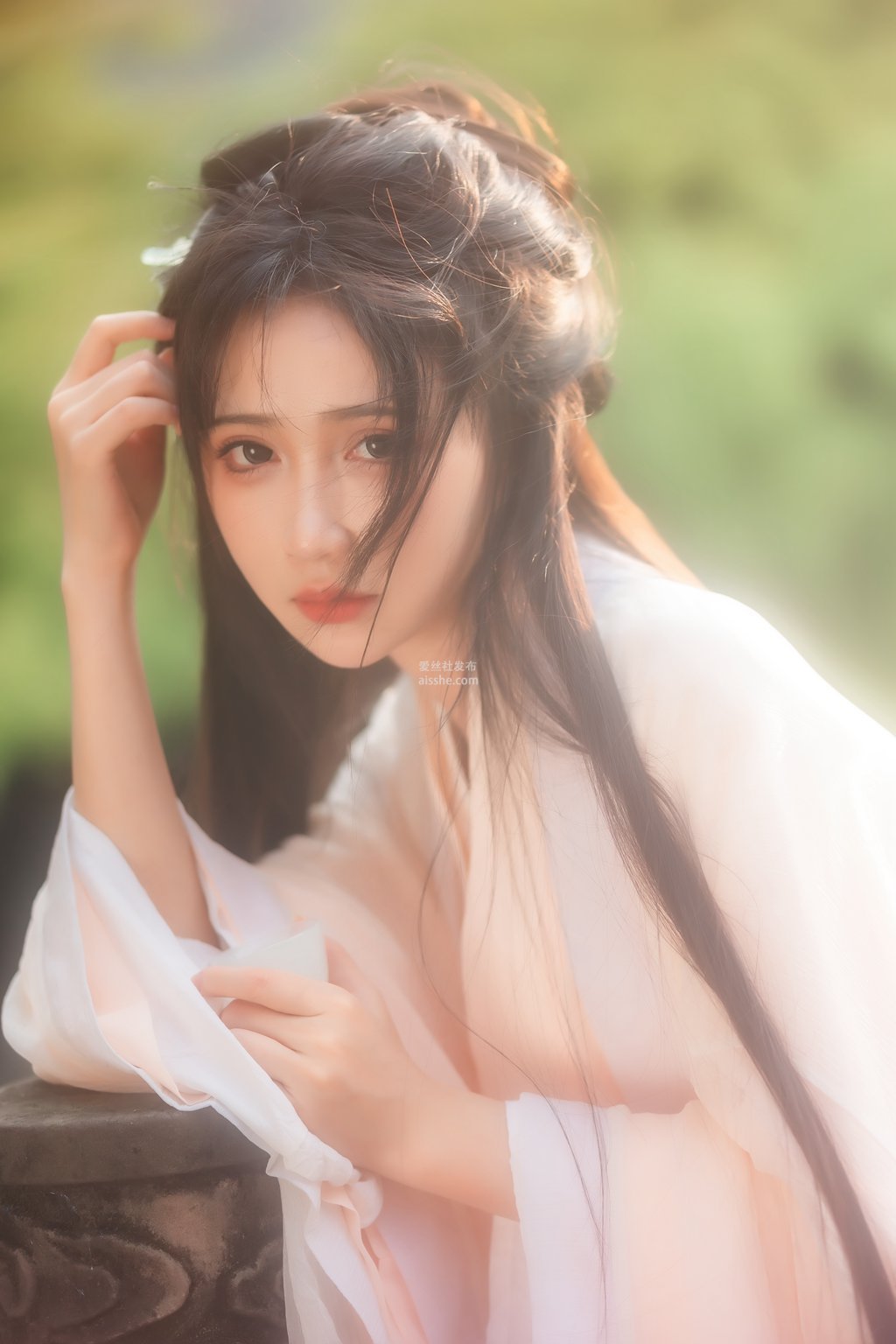 [YITUYU艺图语]2022.11.24 神明少女 -绮罗生的小苏苏