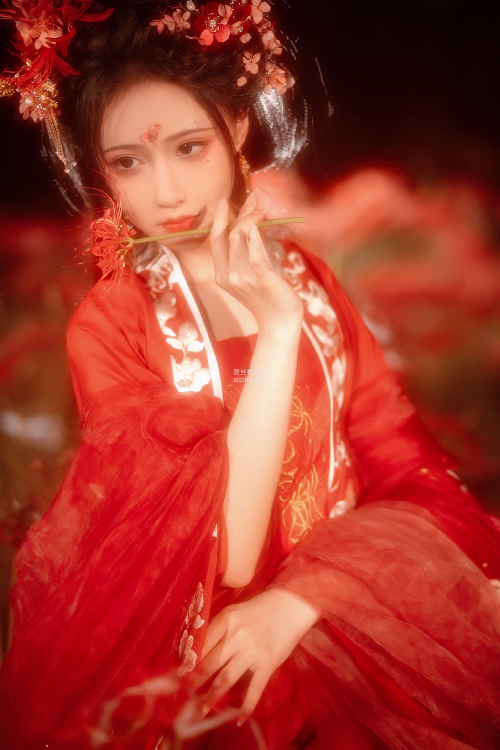 [YITUYU艺图语]2022.12.076 彼岸花 绮罗生的小苏苏