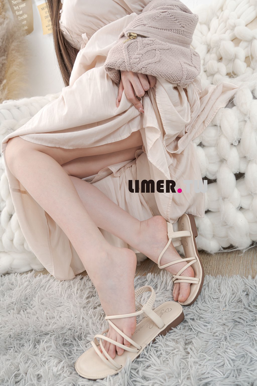 Limerence Miya 凉鞋 素甲 粉嫩通红裸足 一次满足
