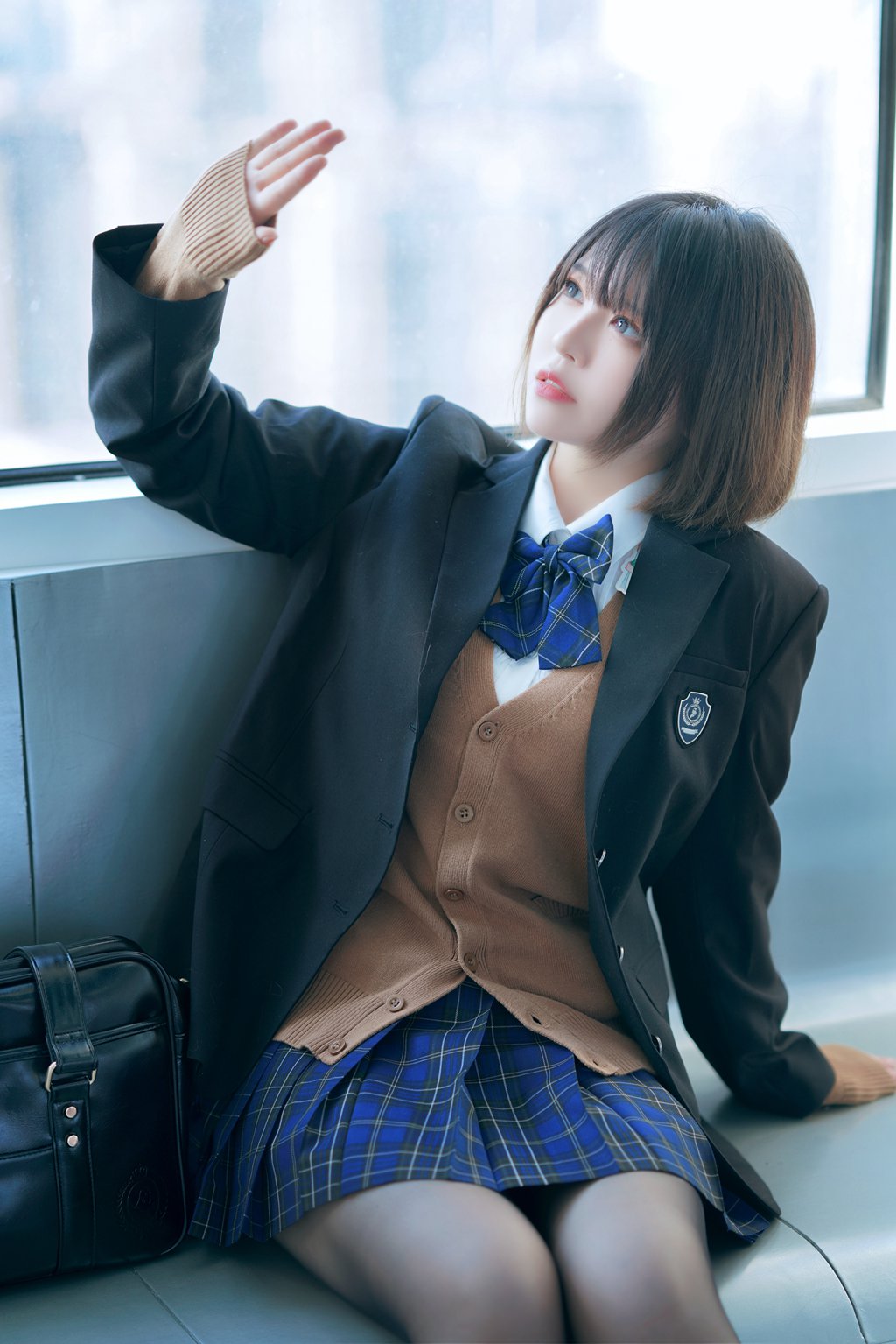 微博人气Coser@半半子 彼女の制服