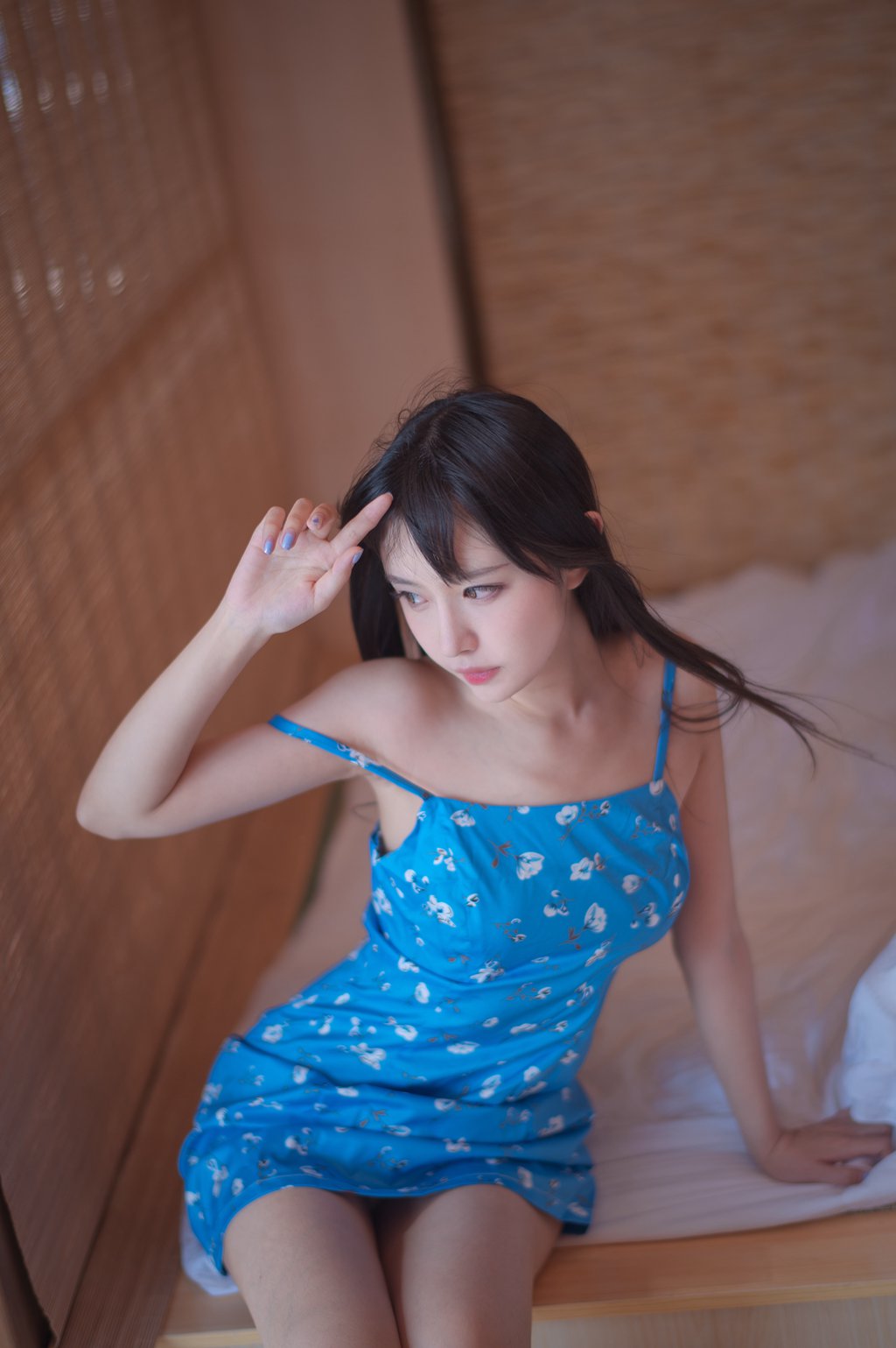 人气动漫Coser@Shika小鹿鹿 蓝裙子