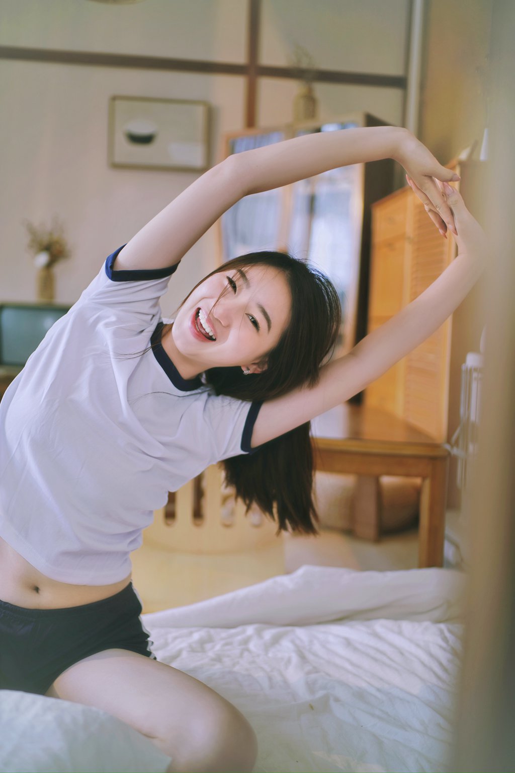 [YITUYU艺图语]2022.12.17 阳光洒满房间的日子 佳怡